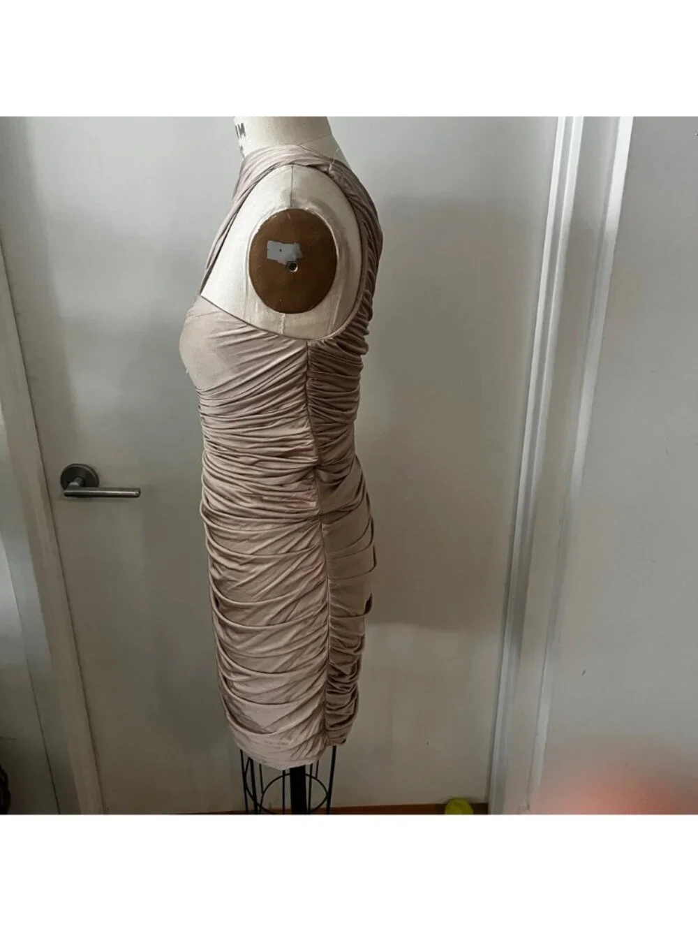 J. MENDEL PARIS Beaded Ruched Cocktail Dress Size 8. ** Please see description**